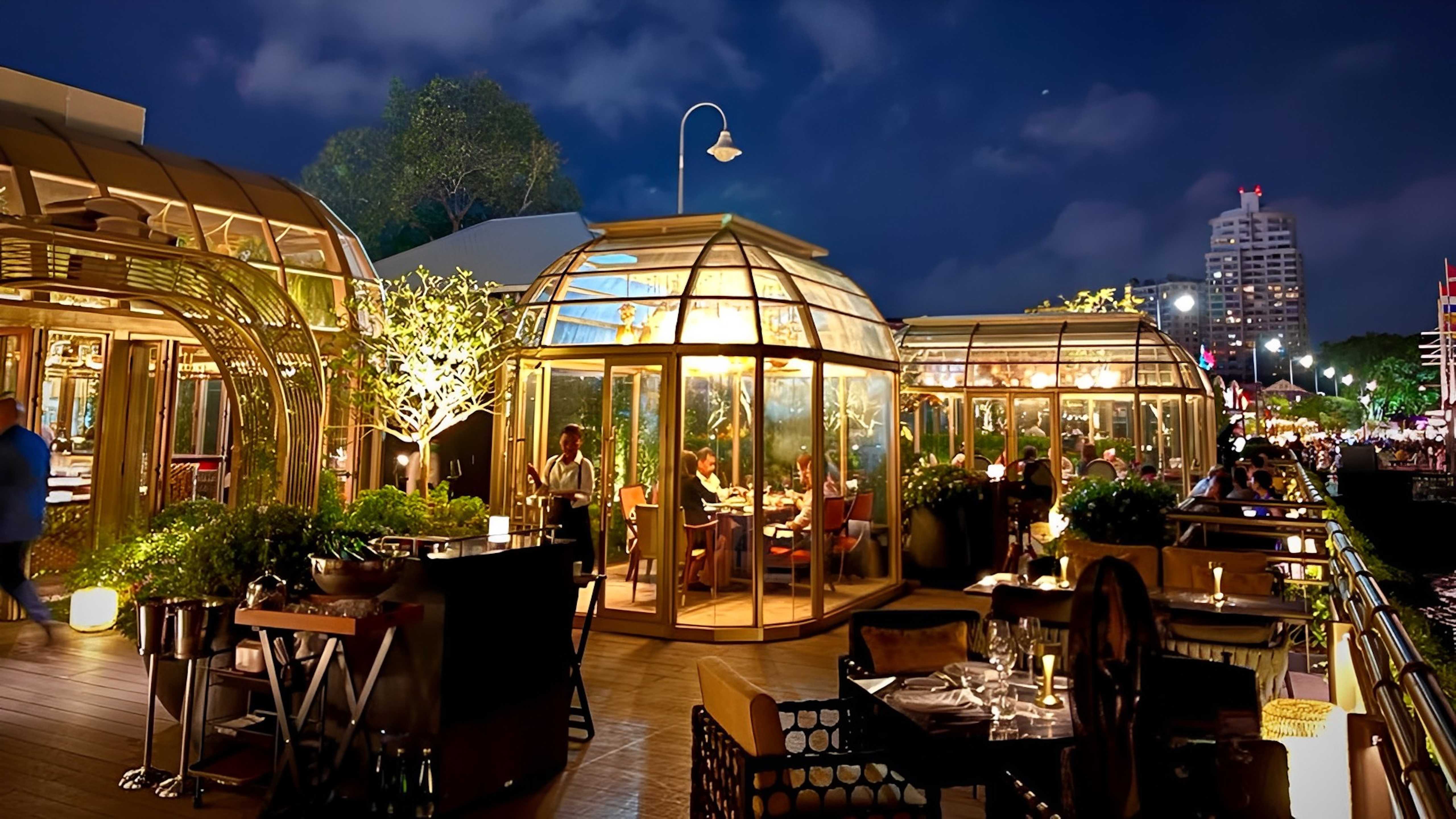 Steaks in Bangkok? The Crystal Grill House It is! The Front Row