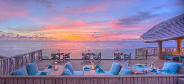 Soneva Fushi: sunset over the Indian Ocean