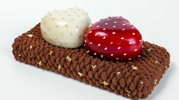 The Sweet Hearts Cake by Blue by Alain Ducasse
