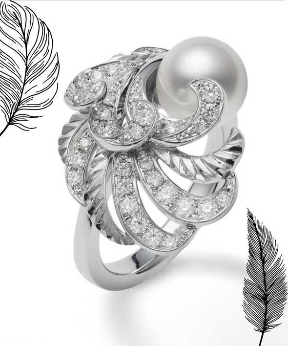 Akoya Pearl Ring with diamonds (Feather Collection)
