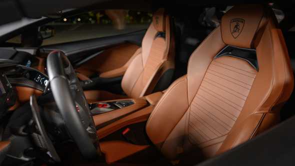 Inside the Lamborghini Revuelto - The first super sports V12 hybrid HPEV 